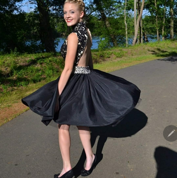 Custom Taylored Party Dress - Picture 7 of 8